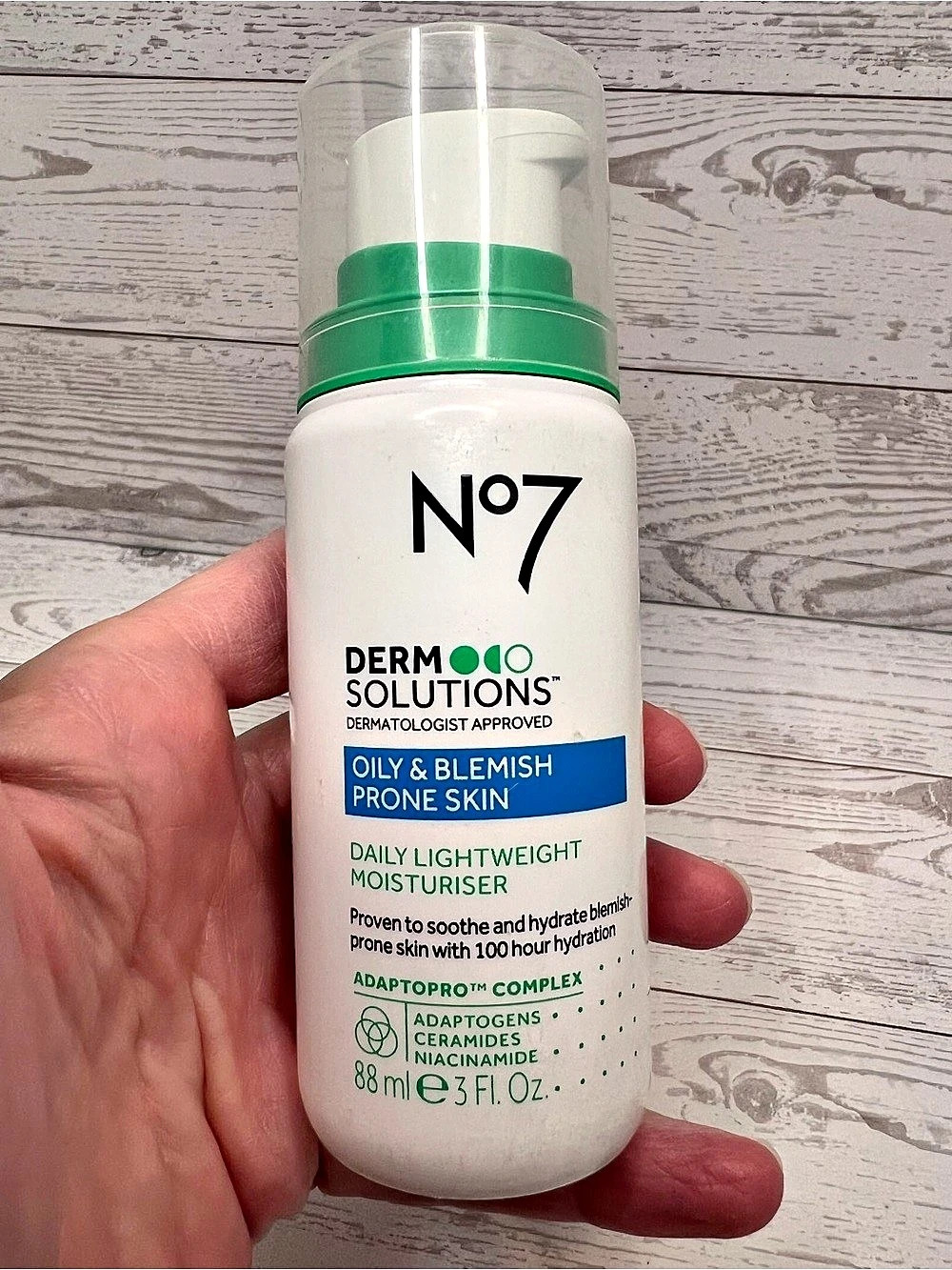 No7 Derm Solutions Daily Lightweight Moisturizer